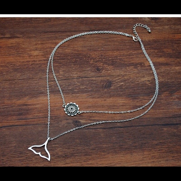 ‼️3/$30 Boho Multilayer Mermaid Tail Necklace - Picture 3 of 4
